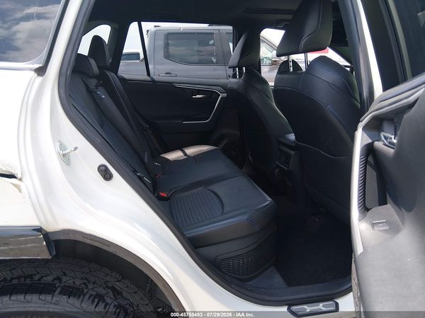 2019 TOYOTA RAV4 HYBRID XSE