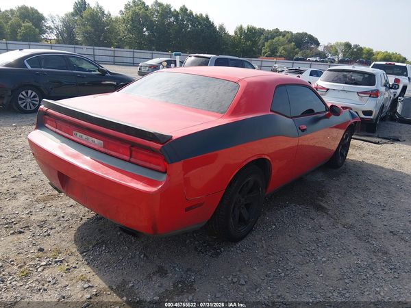 2014 DODGE CHALLENGER SXT