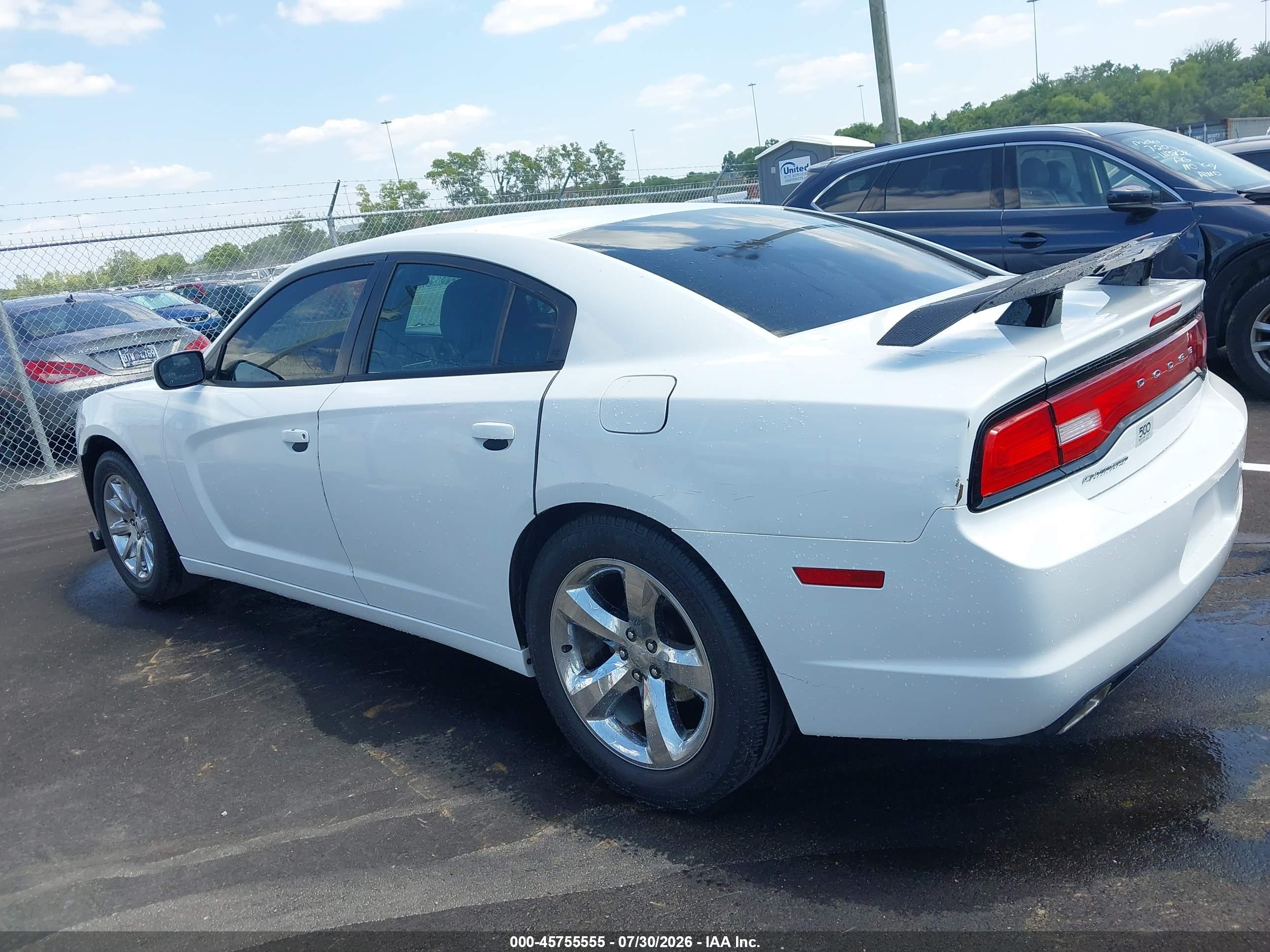 2014 DODGE CHARGER SE
