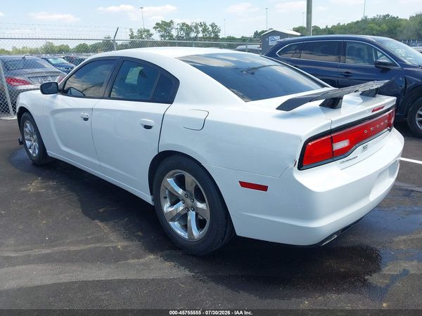 2014 DODGE CHARGER SE