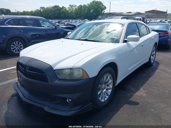 2014 DODGE CHARGER SE