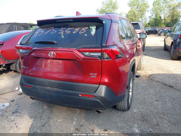 2020 TOYOTA RAV4 XLE