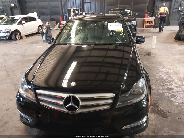 2013 MERCEDES-BENZ C 300 SPORT 4MATIC
