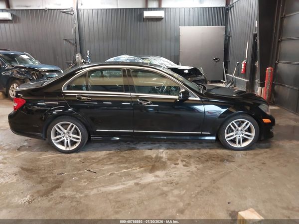 2013 MERCEDES-BENZ C 300 SPORT 4MATIC