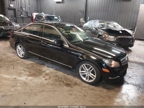 2013 MERCEDES-BENZ C 300 SPORT 4MATIC