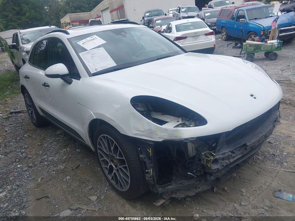 2018 PORSCHE MACAN SPORT EDITION