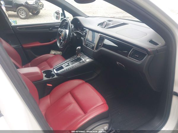 2018 PORSCHE MACAN SPORT EDITION