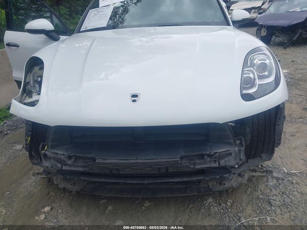 2018 PORSCHE MACAN SPORT EDITION
