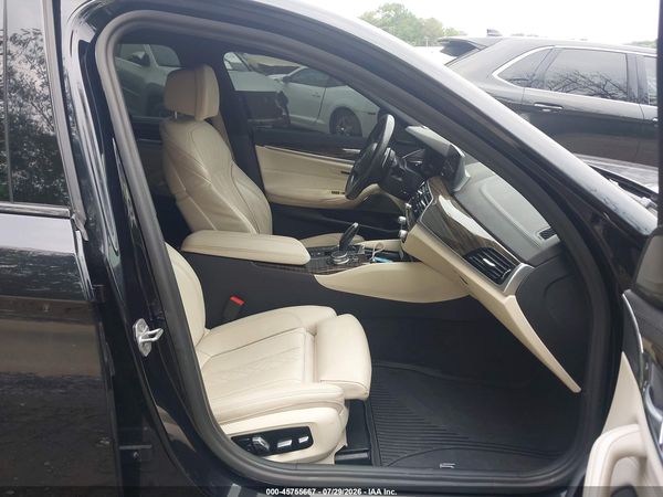 2020 BMW 530I