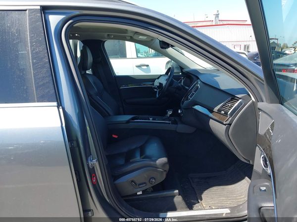 2018 VOLVO XC90 T6 MOMENTUM