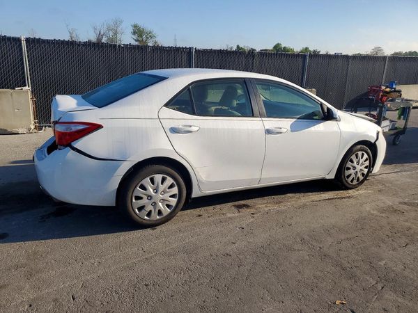 2015 TOYOTA COROLLA