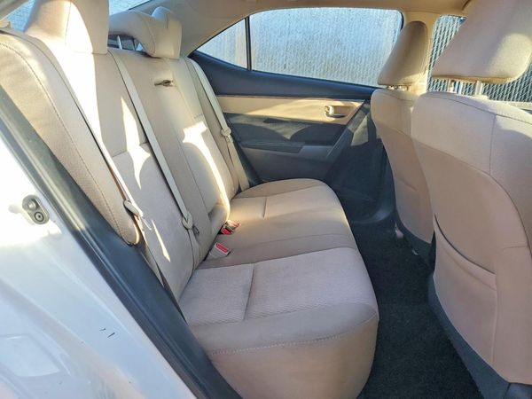 2015 TOYOTA COROLLA