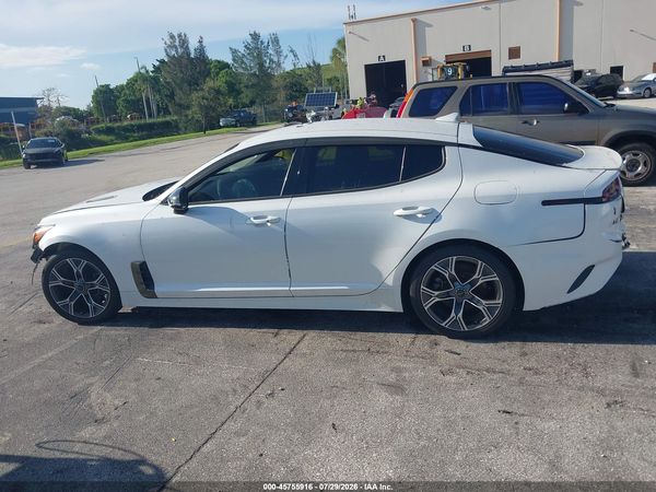 2020 KIA STINGER GT-LINE