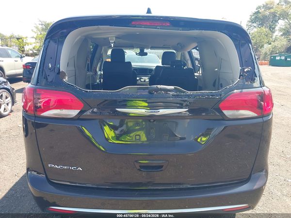 2019 CHRYSLER PACIFICA TOURING L — I119