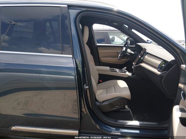 2026 VOLVO XC90