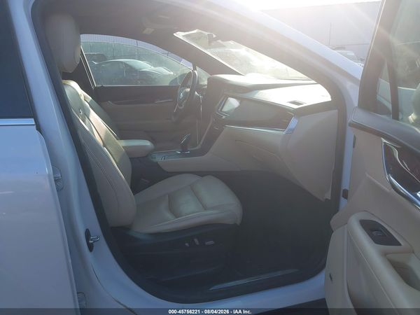 2017 CADILLAC XT5 LUXURY