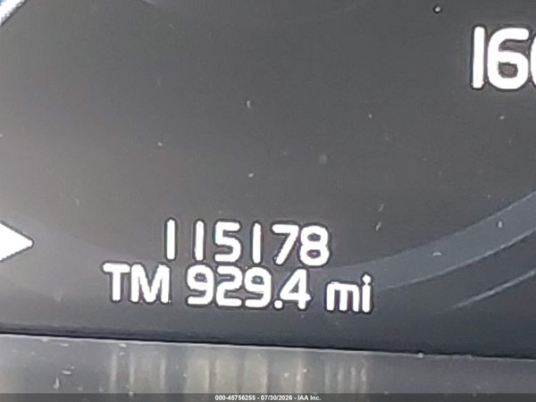 2018 VOLVO XC90 T6 MOMENTUM