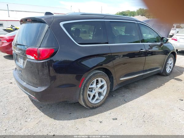 2017 CHRYSLER PACIFICA TOURING-L PLUS — I4