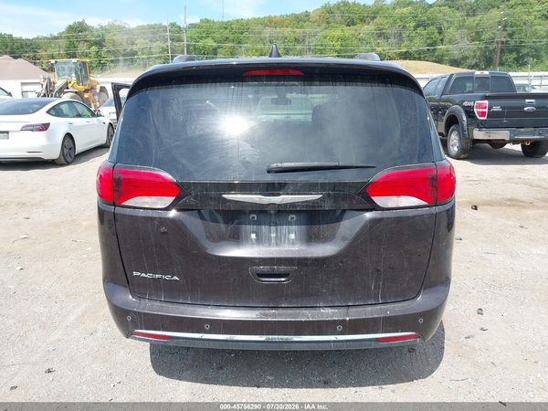 2017 CHRYSLER PACIFICA TOURING-L PLUS — I119
