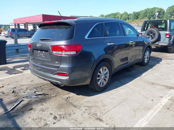 2017 KIA SORENTO 2.4L LX