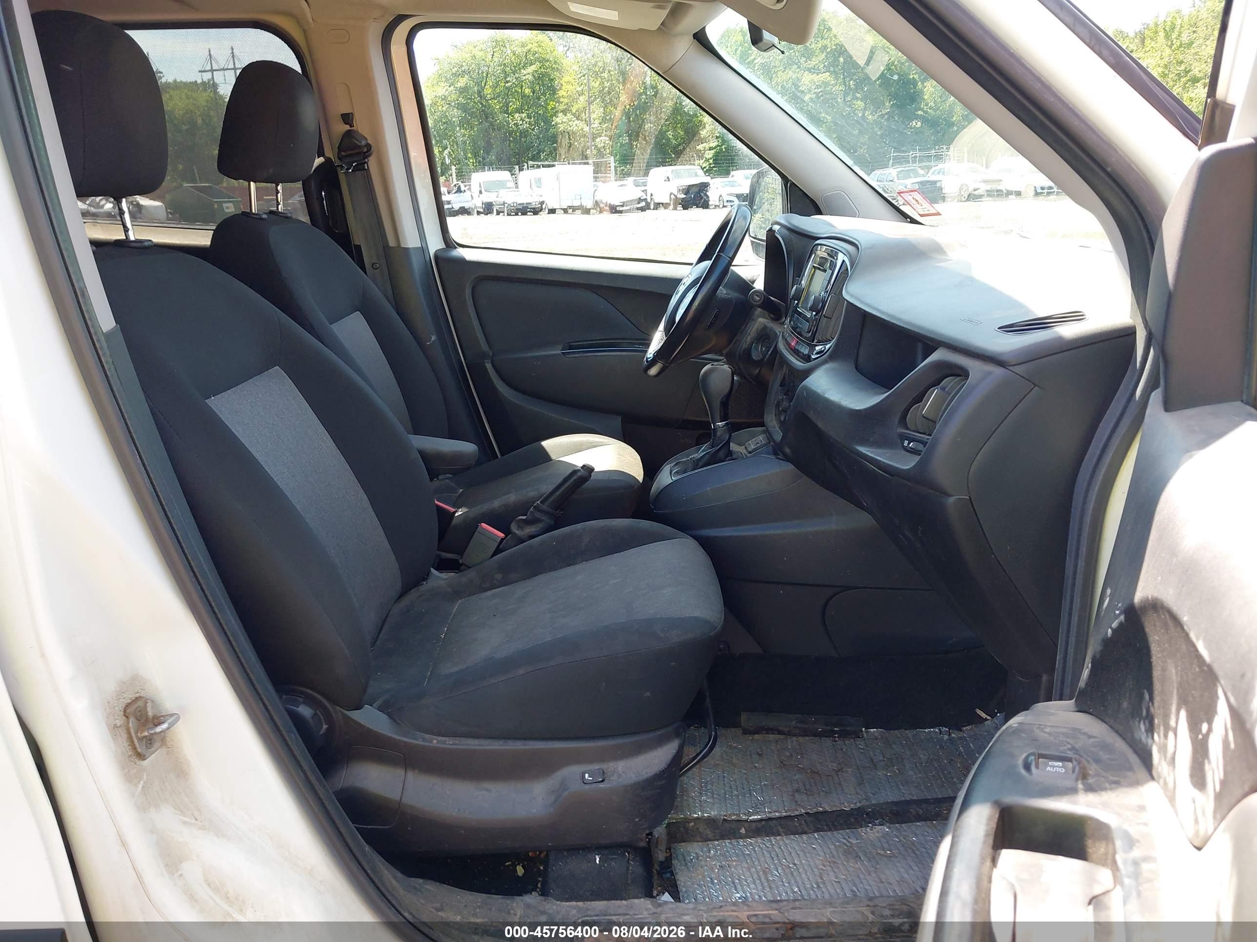 2017 RAM PROMASTER CITY TRADESMAN SLT