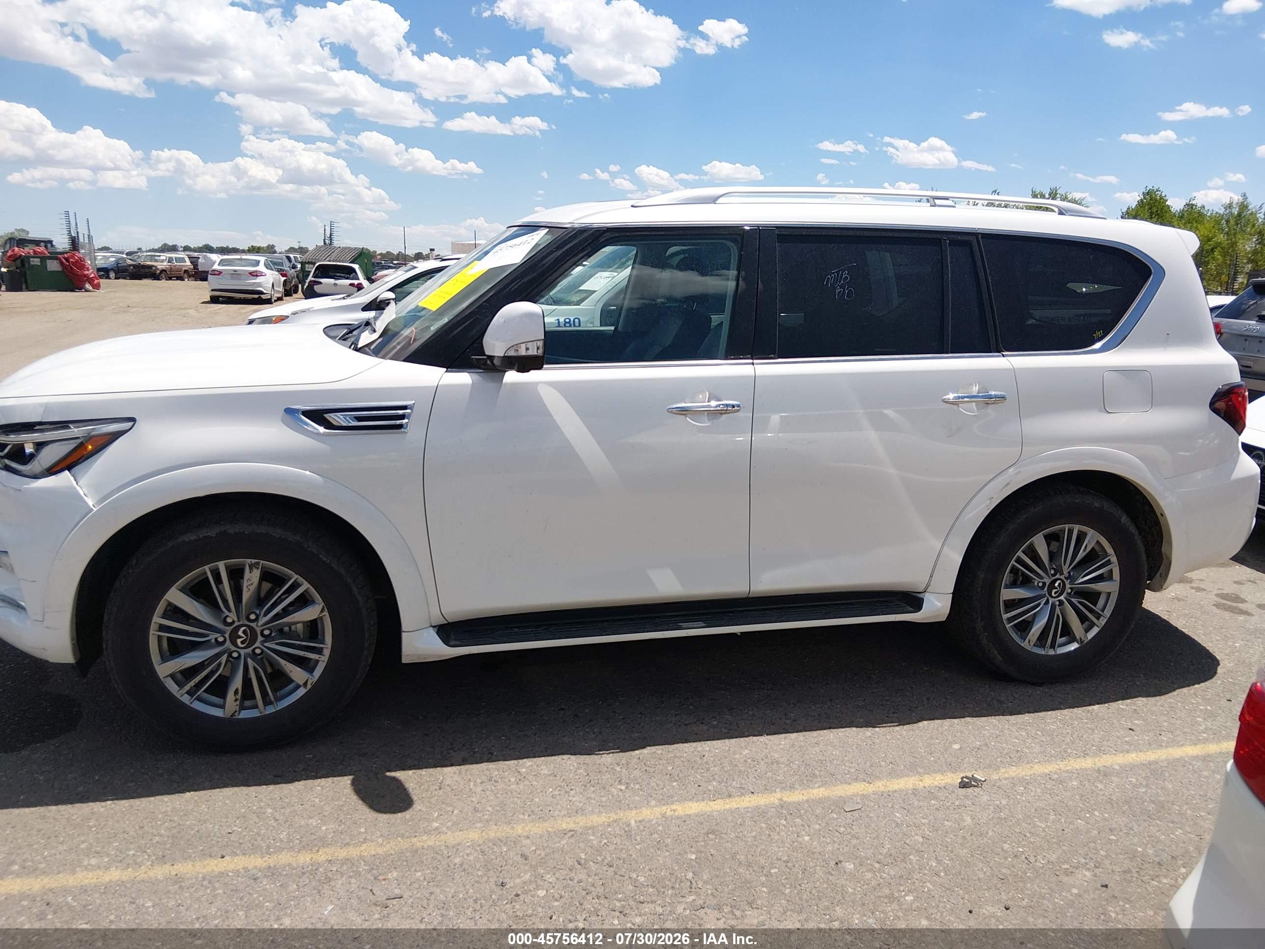 2024 INFINITI QX80 LUXE/PREMIUM SELECT