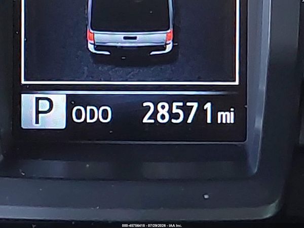 2022 TOYOTA TACOMA SR V6