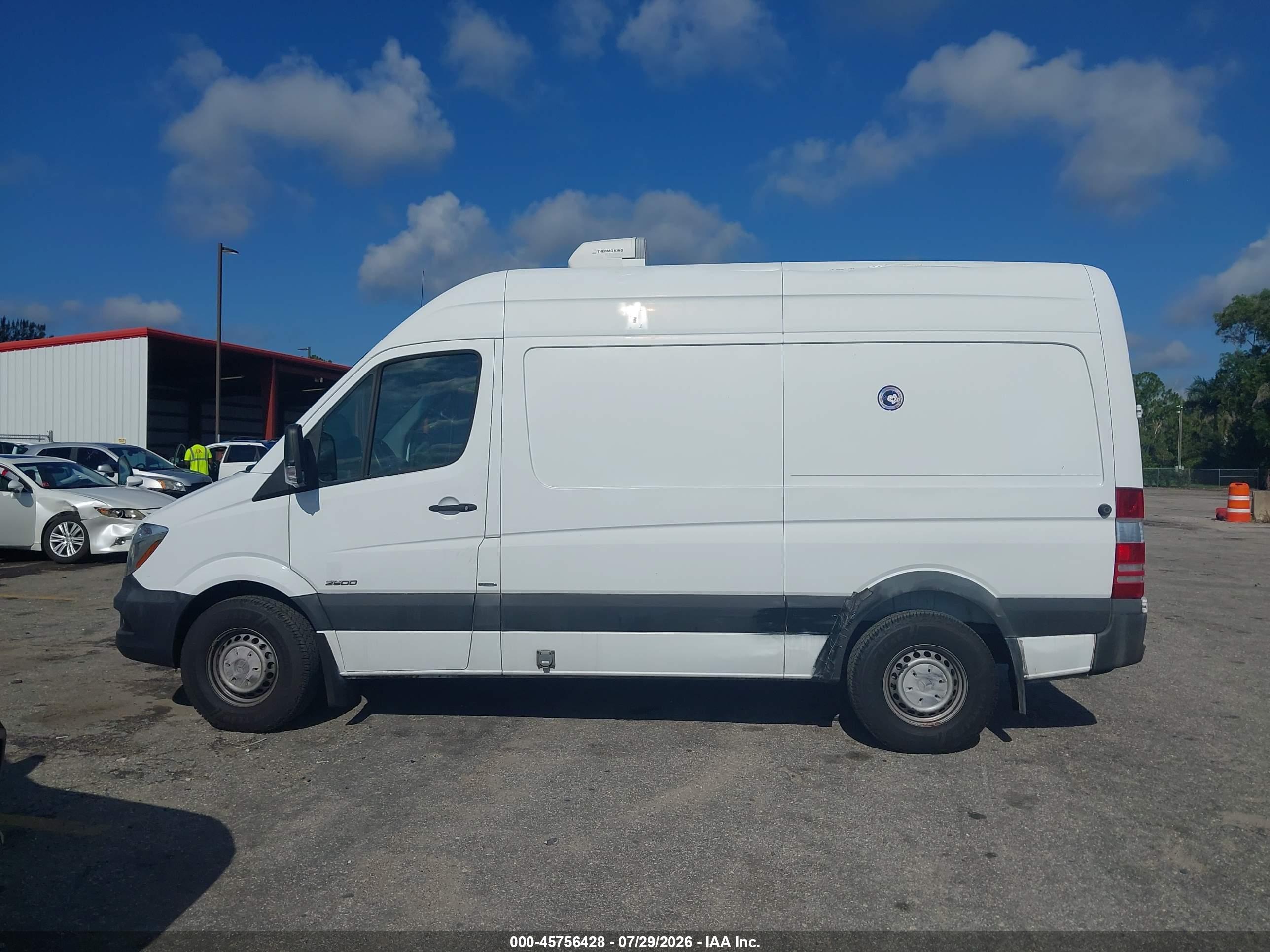 2016 MERCEDES-BENZ SPRINTER 2500 NORMAL ROOF