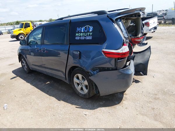 2015 TOYOTA SIENNA LE 8 PASSENGER