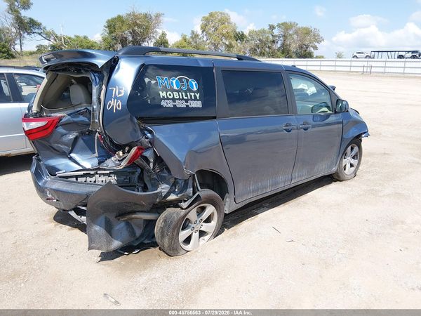 2015 TOYOTA SIENNA LE 8 PASSENGER