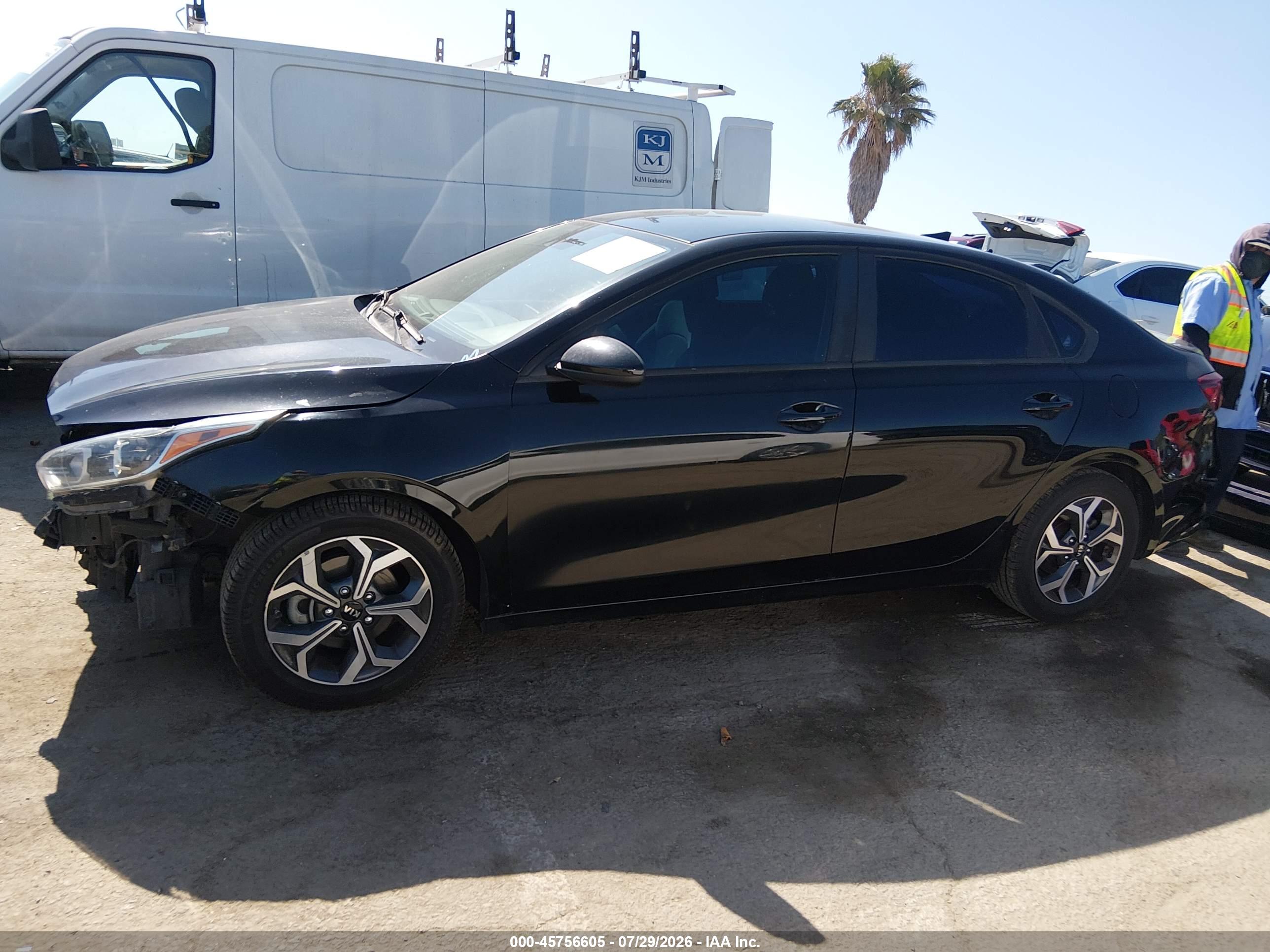 2019 KIA FORTE LXS