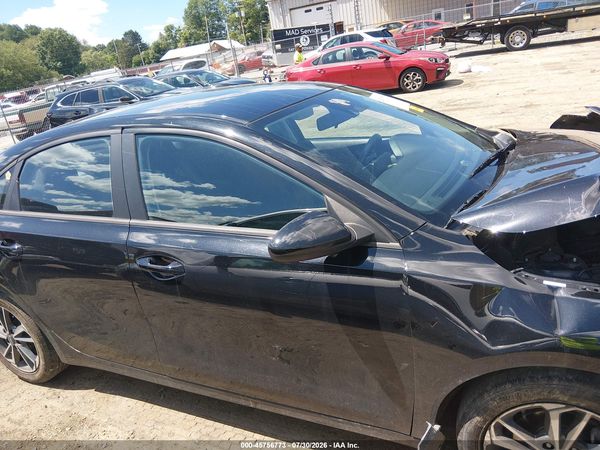 2023 KIA FORTE LXS