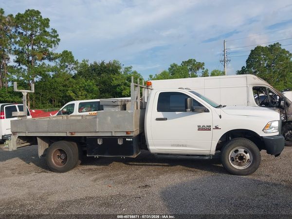 2018 RAM 3500 CHASSIS TRADESMAN/SLT