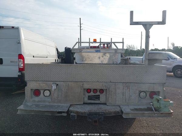2018 RAM 3500 CHASSIS TRADESMAN/SLT