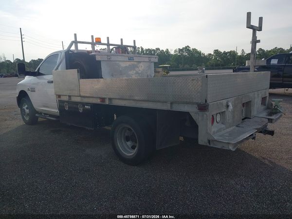 2018 RAM 3500 CHASSIS TRADESMAN/SLT