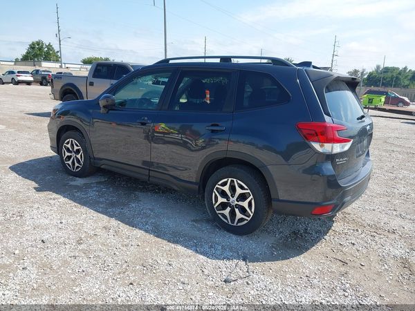 2019 SUBARU FORESTER PREMIUM — I3