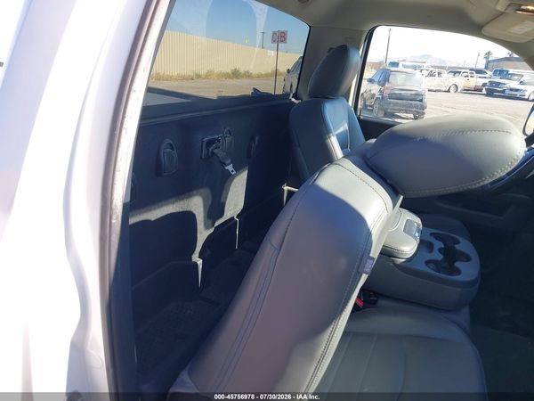 2018 RAM 3500 TRADESMAN  4X2 8' BOX