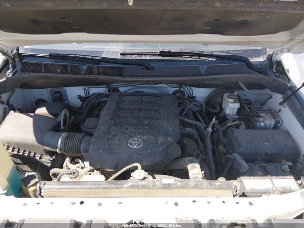 2018 TOYOTA TUNDRA SR5 5.7L V8