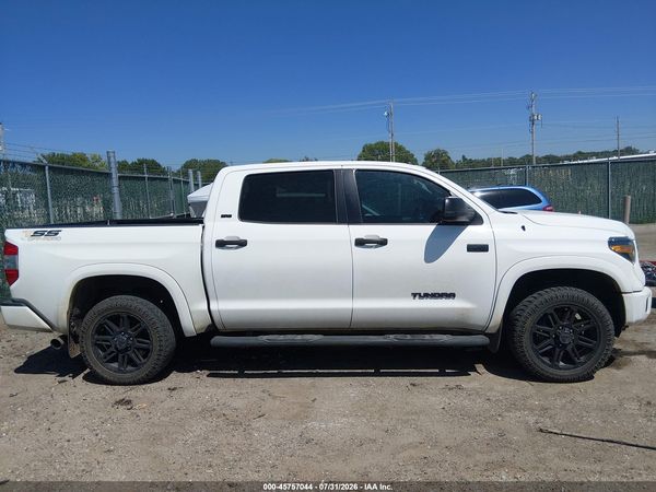 2018 TOYOTA TUNDRA SR5 5.7L V8