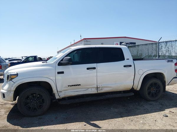 2018 TOYOTA TUNDRA SR5 5.7L V8