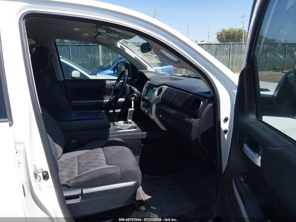2018 TOYOTA TUNDRA SR5 5.7L V8