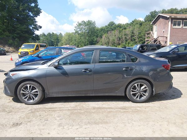2022 KIA FORTE LXS