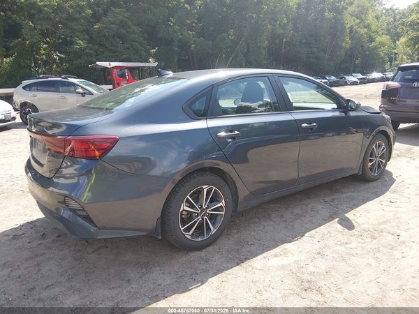 2022 KIA FORTE LXS