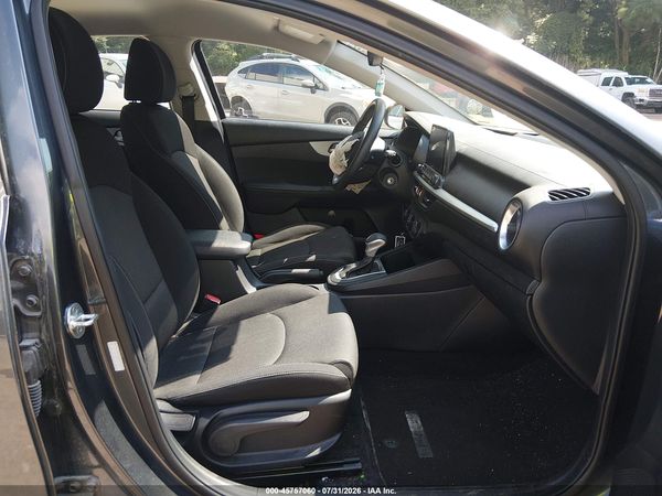 2022 KIA FORTE LXS