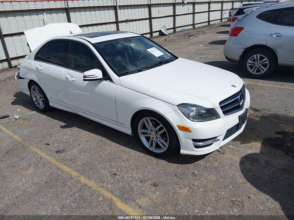 2014 MERCEDES-BENZ C 250 SPORT