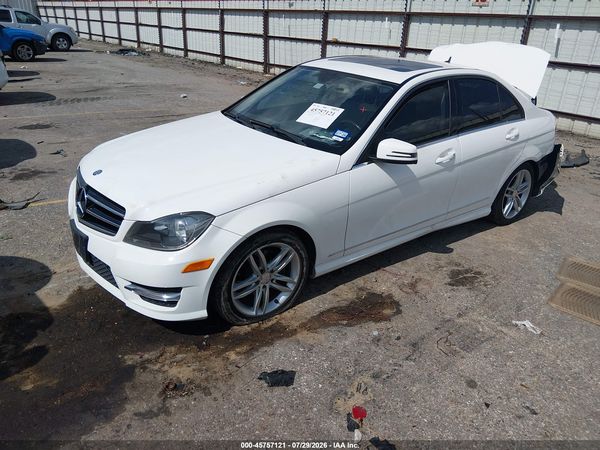 2014 MERCEDES-BENZ C 250 SPORT