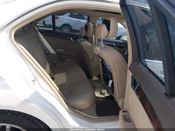 2014 MERCEDES-BENZ C 250 SPORT