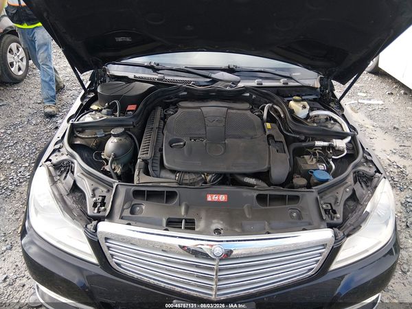 2013 MERCEDES-BENZ C 300 LUXURY 4MATIC