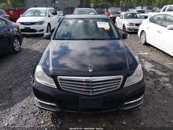 2013 MERCEDES-BENZ C 300 LUXURY 4MATIC