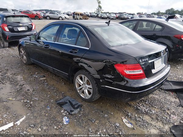 2013 MERCEDES-BENZ C 300 LUXURY 4MATIC
